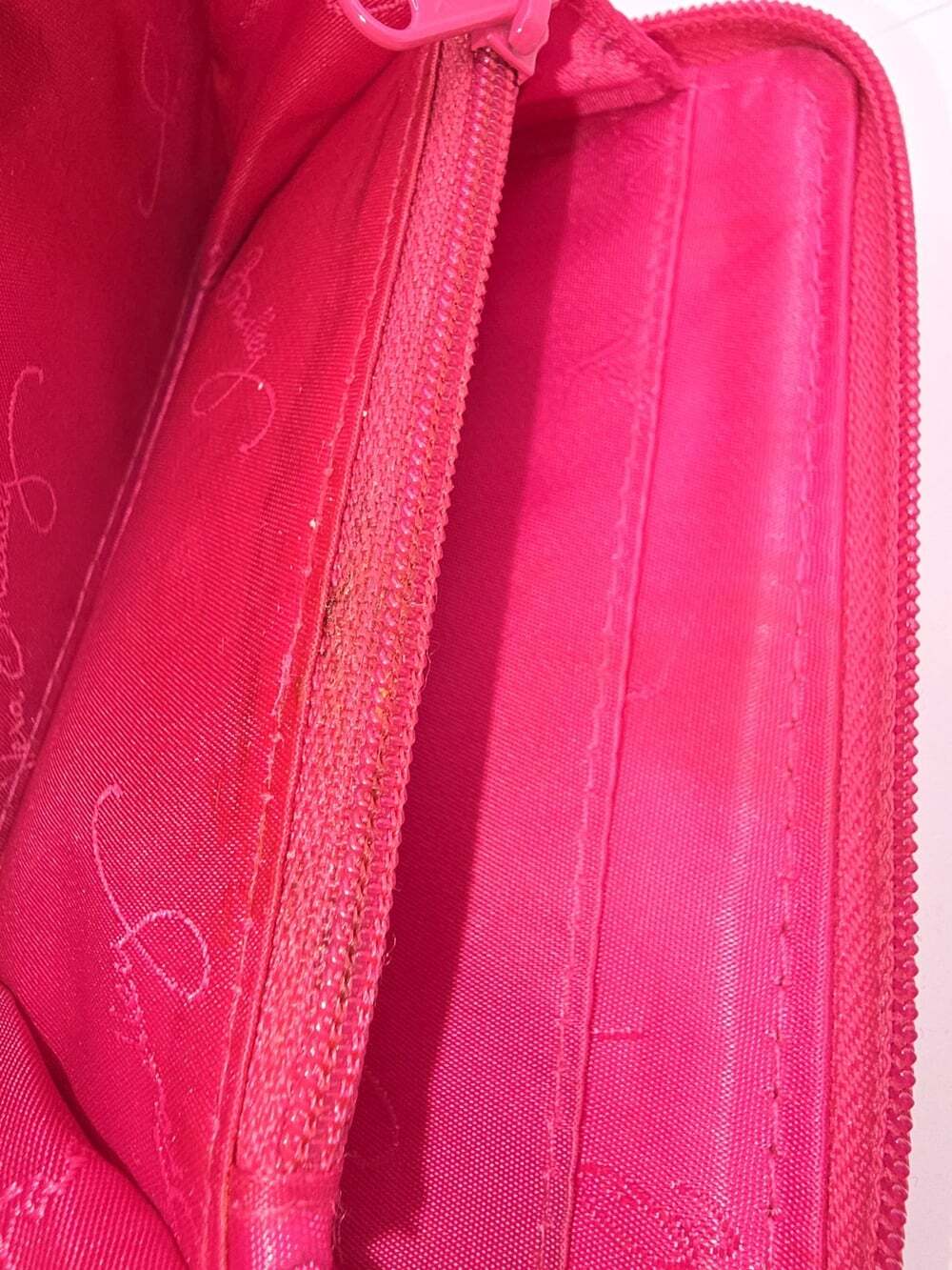 Vera Bradley Quilted Wallet Zip Around 5.5 Inch Pink Paisley - Picture 6 of 6